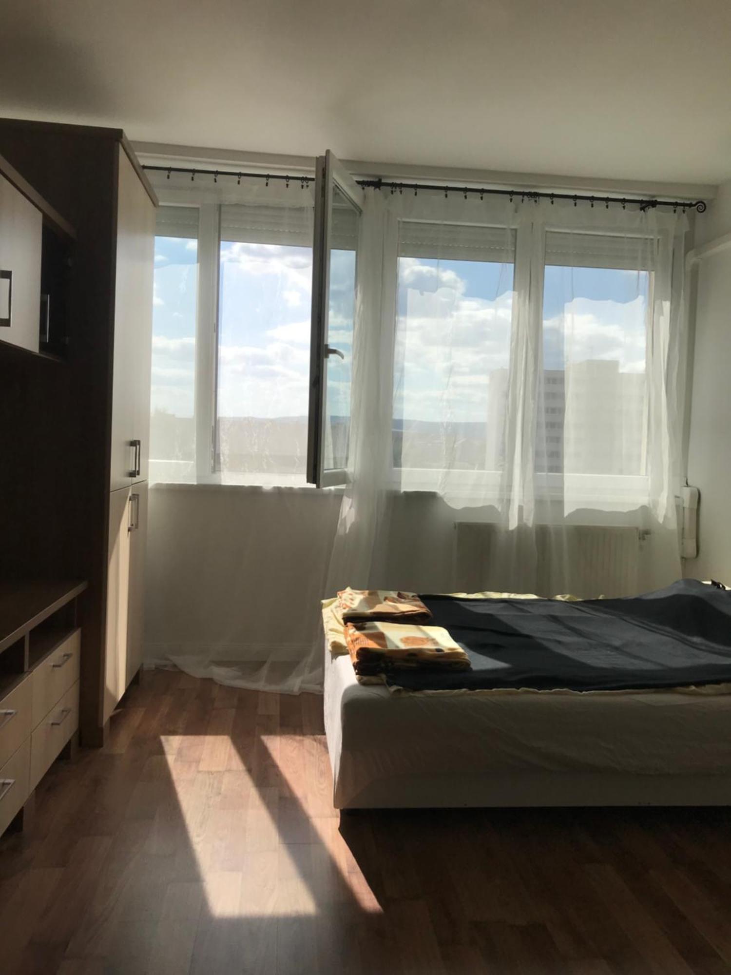 Pillango Parki Kis Lakas 15 Percre A Belvarostol Budapest Kültér fotó
